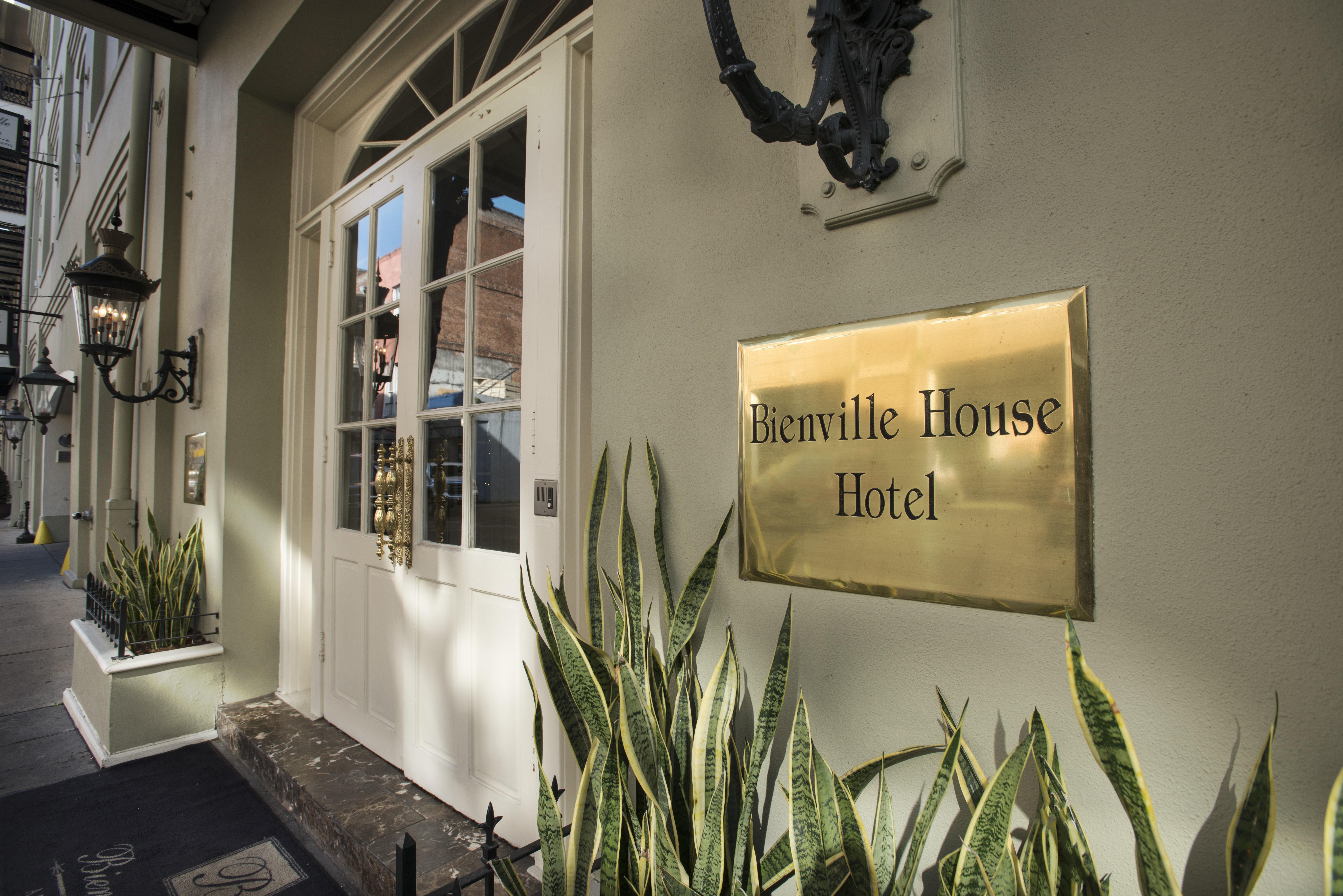 Bienville House Hotel Nueva Orleans Exterior foto